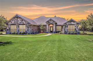 10746 Lonesome Dove Trail, Bryan, TX 77808
