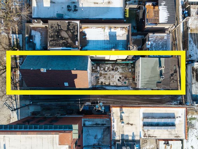 2621 N Marshfield Avenue, Chicago, IL 60614