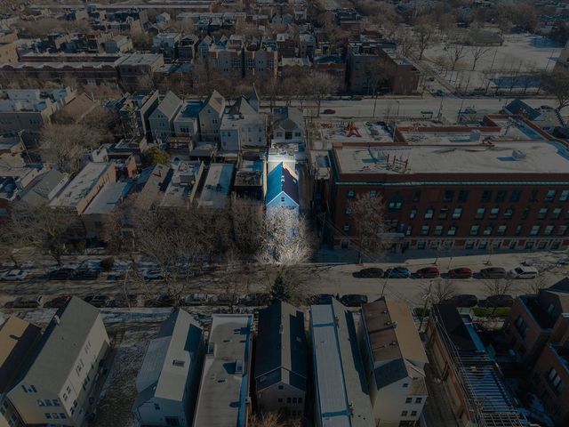 2621 N Marshfield Avenue, Chicago, IL 60614