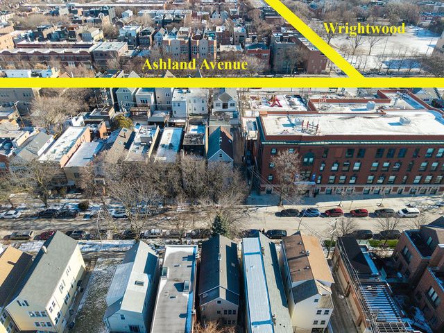 2621 N Marshfield Avenue, Chicago, IL 60614