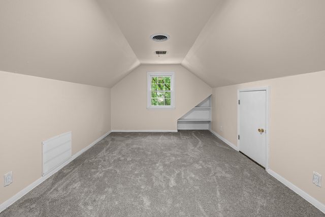 2301 15th Avenue, Moline, IL 61265