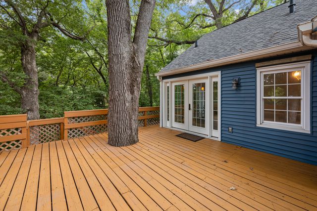 2301 15th Avenue, Moline, IL 61265