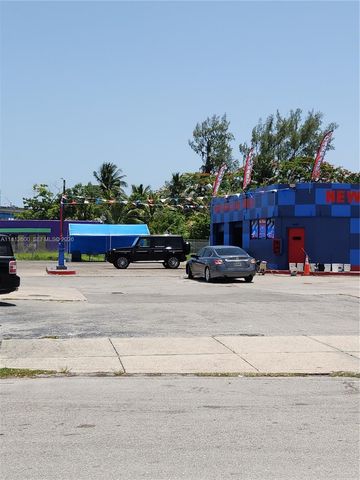 4420 NW 7th Avenue, Miami, FL 33127