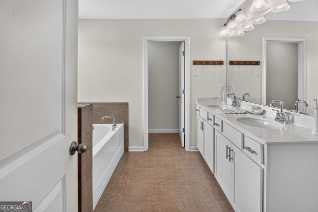 626 Valdosta Drive, Canton, GA 30114