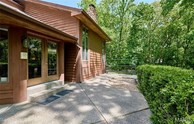 218 Brook Lane, O'fallon, MO 63368