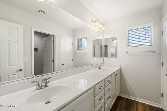 10066 W CASHMAN Drive, Peoria, AZ 85383