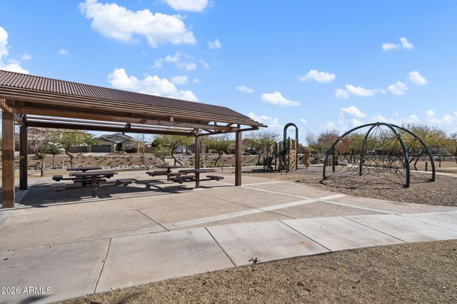 10066 W CASHMAN Drive, Peoria, AZ 85383