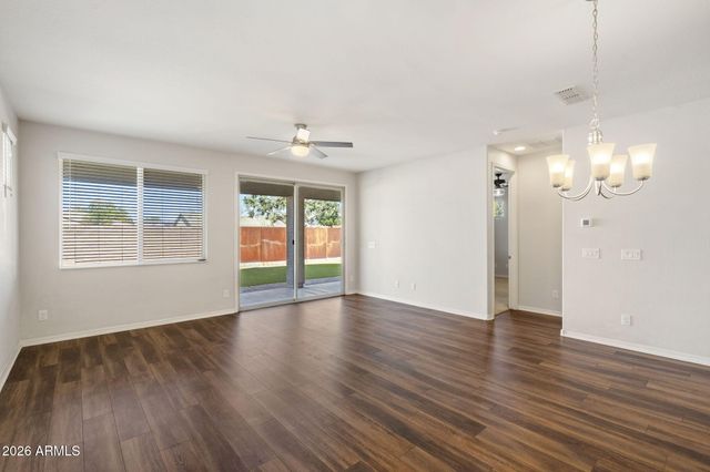 10066 W CASHMAN Drive, Peoria, AZ 85383