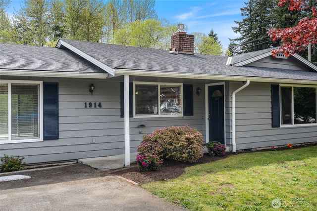 1914 122nd Place SE, Everett, WA 98208