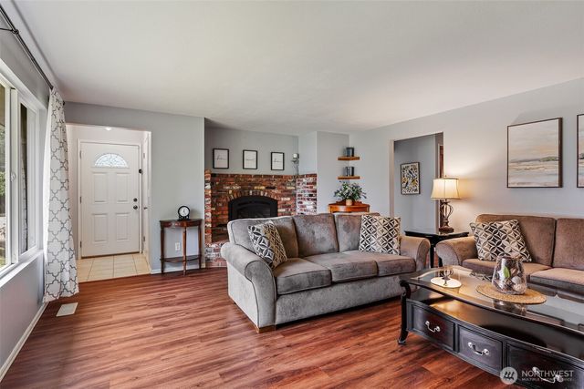 1914 122nd Place SE, Everett, WA 98208