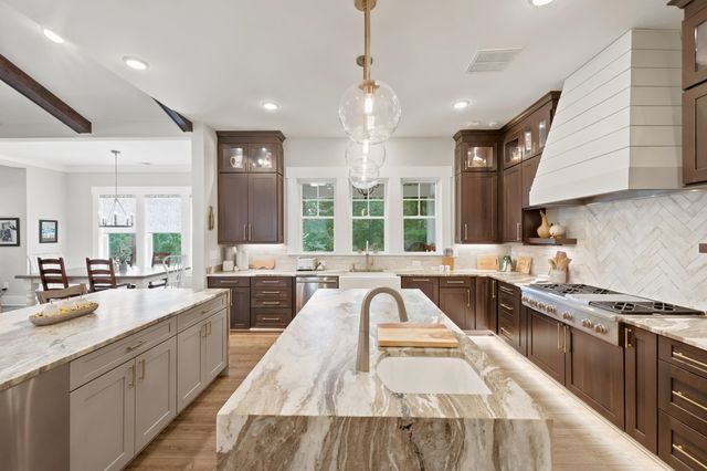 61 Pigeon Forge Ct., Murrells Inlet, SC 29576