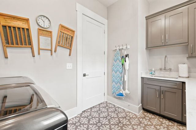 61 Pigeon Forge Ct., Murrells Inlet, SC 29576