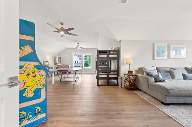 61 Pigeon Forge Ct., Murrells Inlet, SC 29576