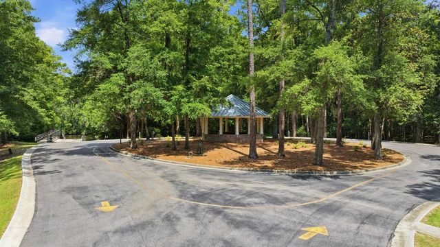 61 Pigeon Forge Ct., Murrells Inlet, SC 29576
