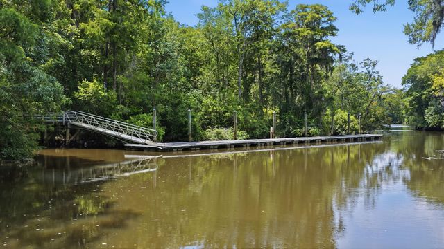 61 Pigeon Forge Ct., Murrells Inlet, SC 29576