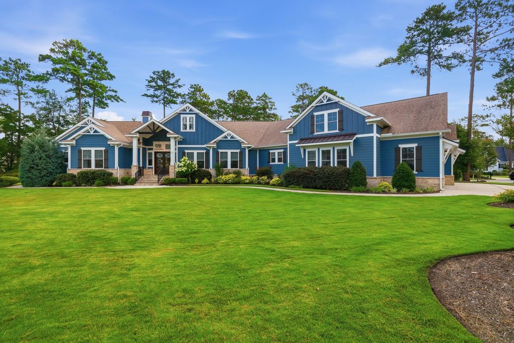 61 Pigeon Forge Ct., Murrells Inlet, SC 29576