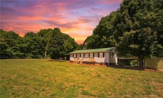894 Lakeview Drive, Nicholson, GA 30565
