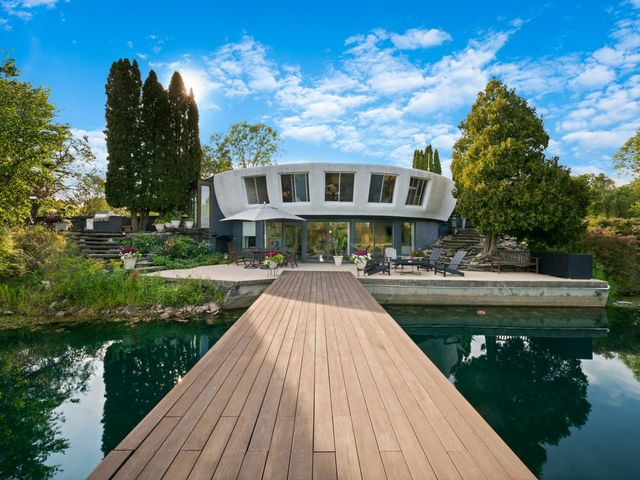 25421 N Saint Marys Road, Libertyville, IL 60048