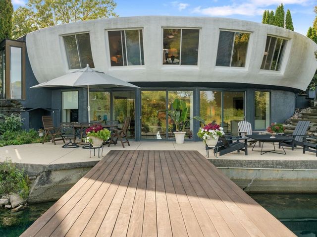 25421 N Saint Marys Road, Libertyville, IL 60048