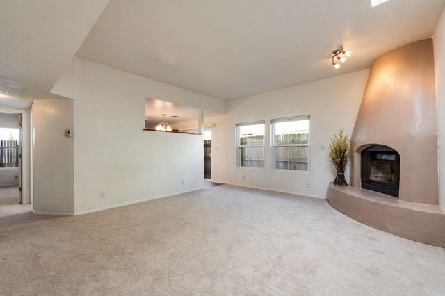 5521 Overlook Drive NE, Albuquerque, NM 87111