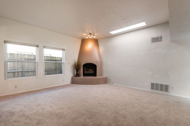 5521 Overlook Drive NE, Albuquerque, NM 87111