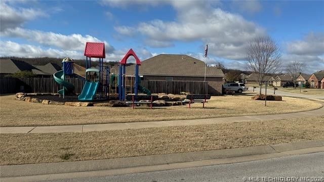 1515 Emily Circle, Sapulpa, OK 74066