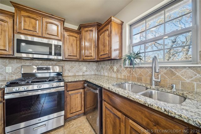 1515 Emily Circle, Sapulpa, OK 74066