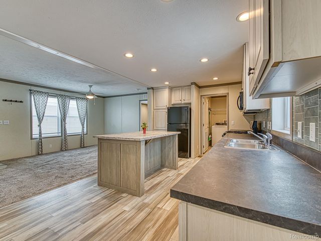 284 Dakota Court, Sumpter Township, MI 48111