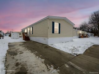 284 Dakota Court, Sumpter Township, MI 48111