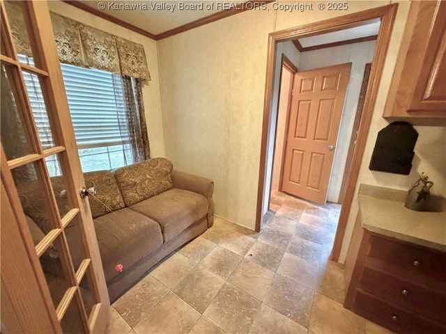 6153 Wood School Road, Gallipolis Ferry, WV 25515