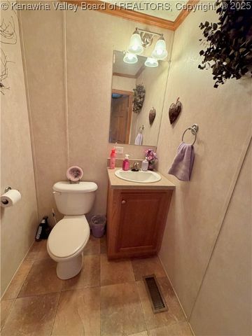 6153 Wood School Road, Gallipolis Ferry, WV 25515