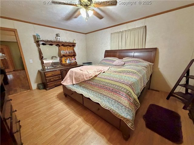 6153 Wood School Road, Gallipolis Ferry, WV 25515