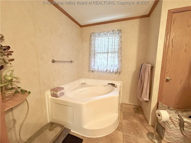 6153 Wood School Road, Gallipolis Ferry, WV 25515