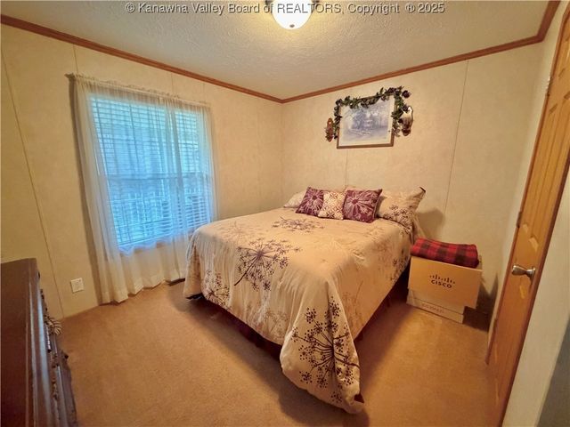 6153 Wood School Road, Gallipolis Ferry, WV 25515