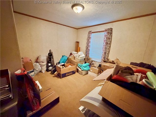 6153 Wood School Road, Gallipolis Ferry, WV 25515