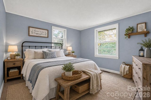 607 Texas Trail, Dallas, NC 28034