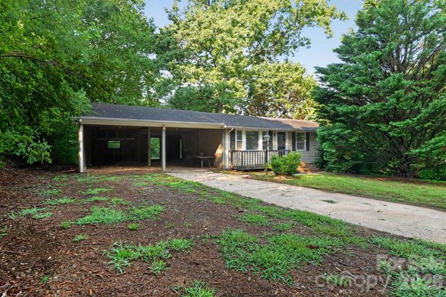 607 Texas Trail, Dallas, NC 28034