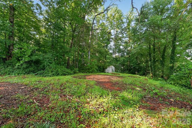 607 Texas Trail, Dallas, NC 28034