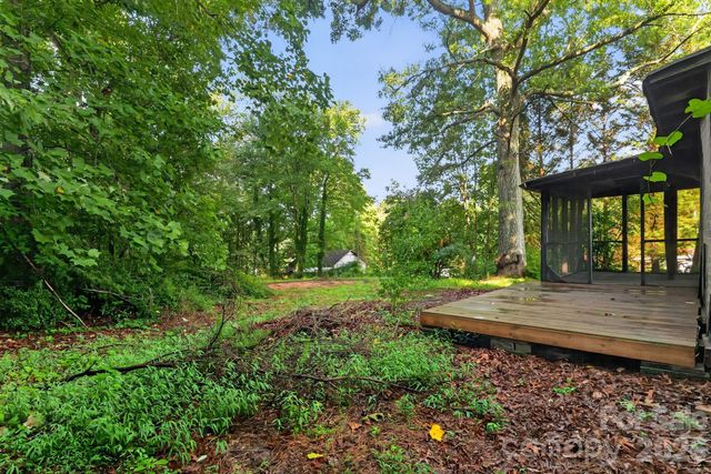 607 Texas Trail, Dallas, NC 28034