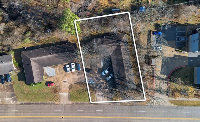 2016 N Gregg Avenue, Fayetteville, AR 72703