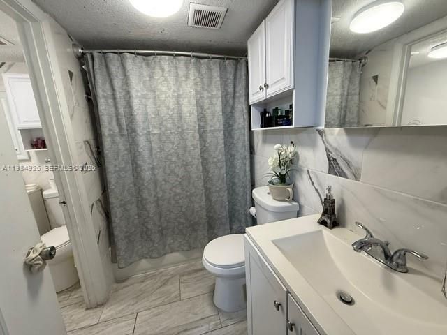 6278 W 22nd Court 5, Hialeah, FL 33016