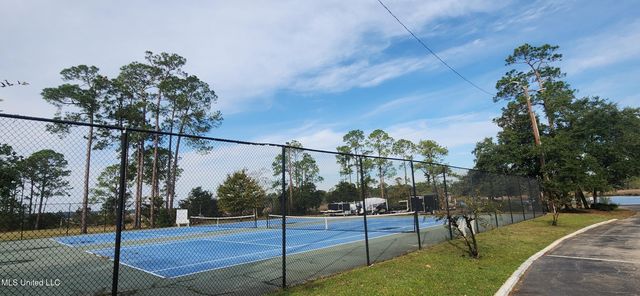 3230 Cumberland Road, 72, Ocean Springs, MS 39564