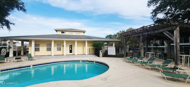 3230 Cumberland Road, 72, Ocean Springs, MS 39564