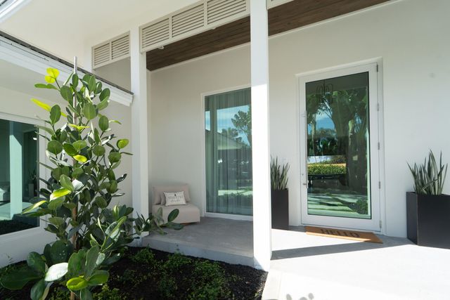 229 GOLFVIEW Drive, Tequesta, FL 33469
