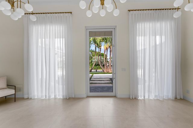 229 GOLFVIEW Drive, Tequesta, FL 33469