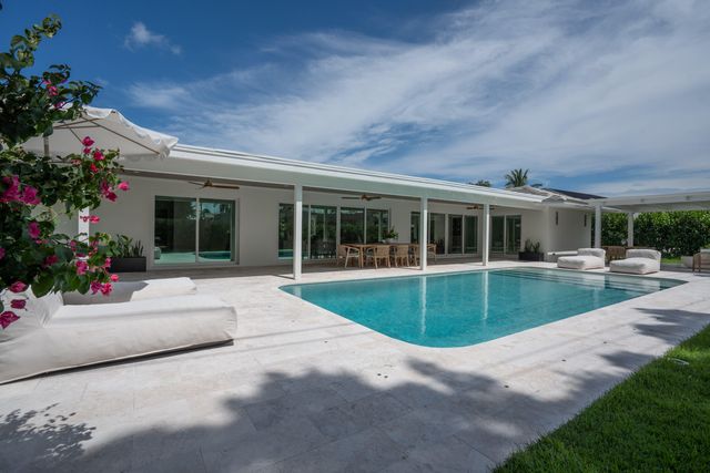 229 GOLFVIEW Drive, Tequesta, FL 33469