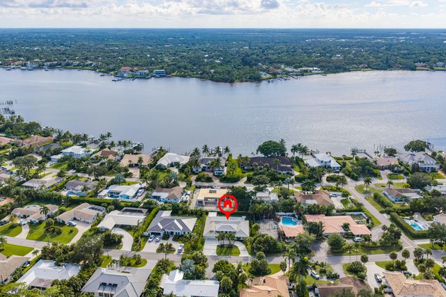 229 GOLFVIEW Drive, Tequesta, FL 33469