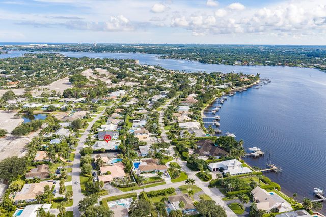 229 GOLFVIEW Drive, Tequesta, FL 33469