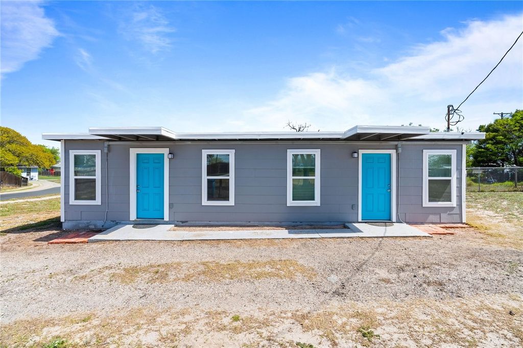 519 Claride St, Corpus Christi, TX 78418