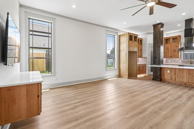 3131 Sanger Creek Way, Waxahachie, TX 75165